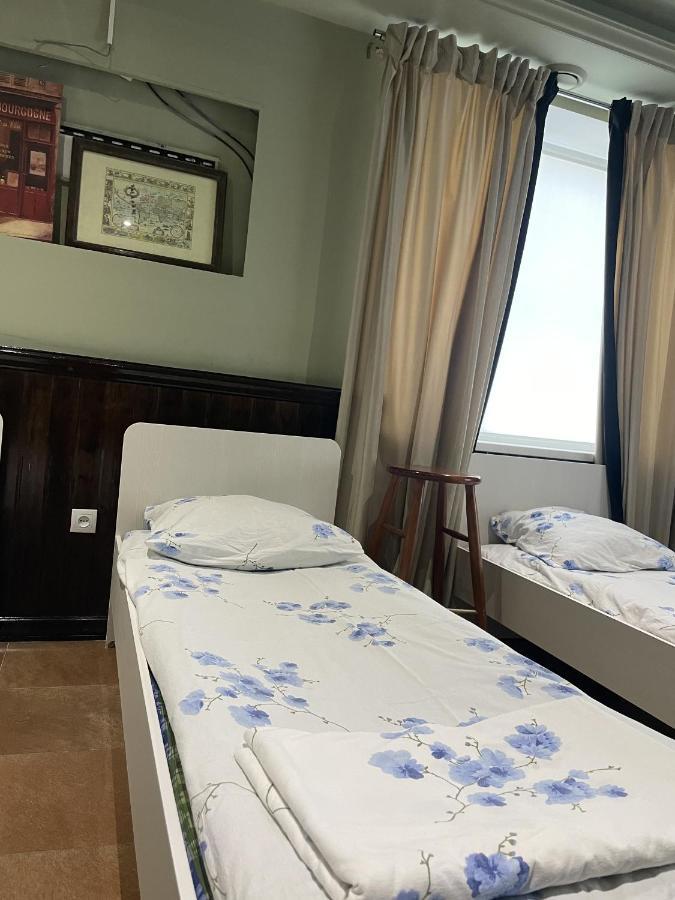 Mang'O Hostel อัคเทา ภายนอก รูปภาพ