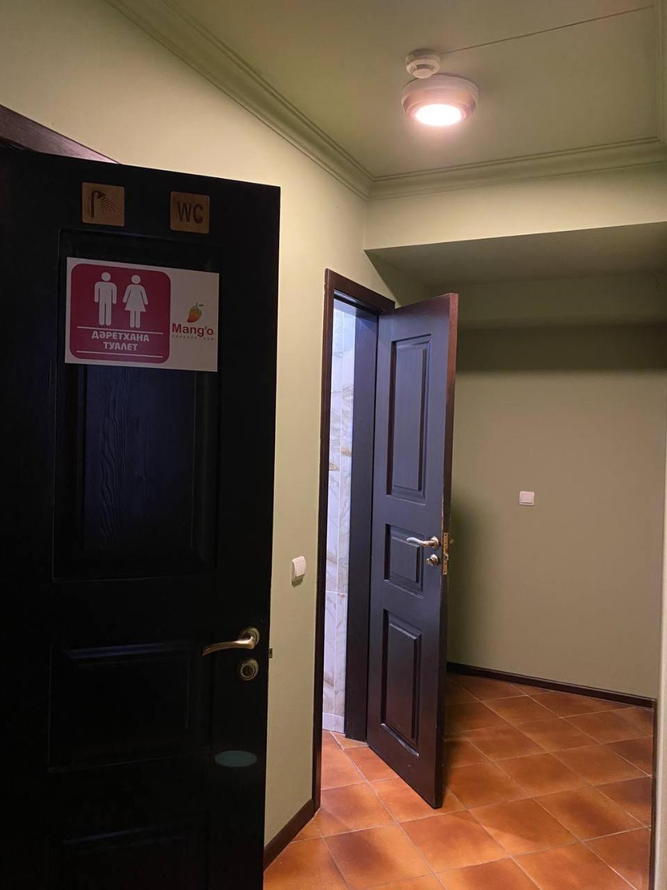 Mang'O Hostel อัคเทา ภายนอก รูปภาพ