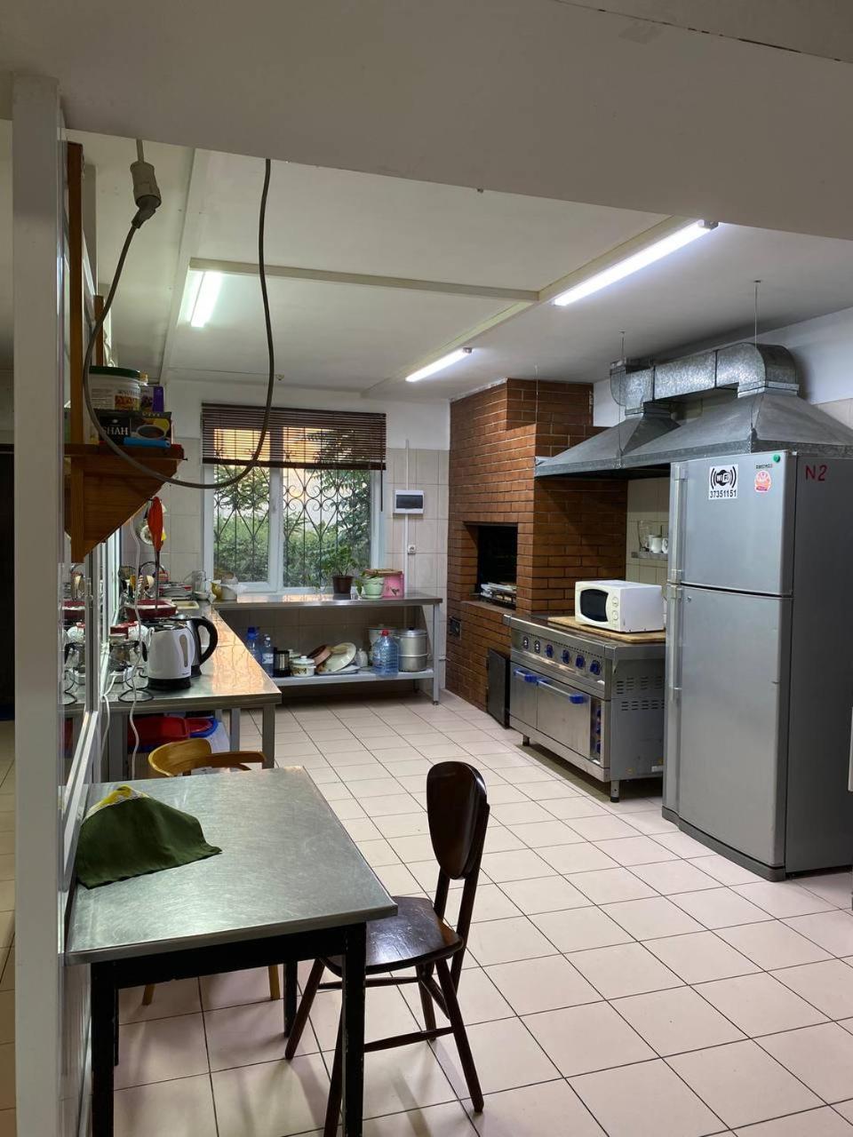 Mang'O Hostel อัคเทา ภายนอก รูปภาพ